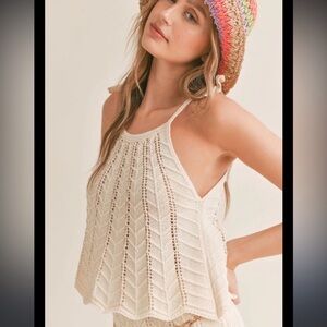 Zara NWT cream crochet halter top scalloped edge size small